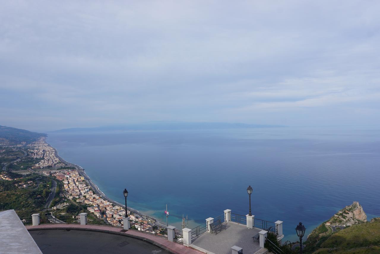 Hotel Villa Souvenir Форца-д'Агро Экстерьер фото