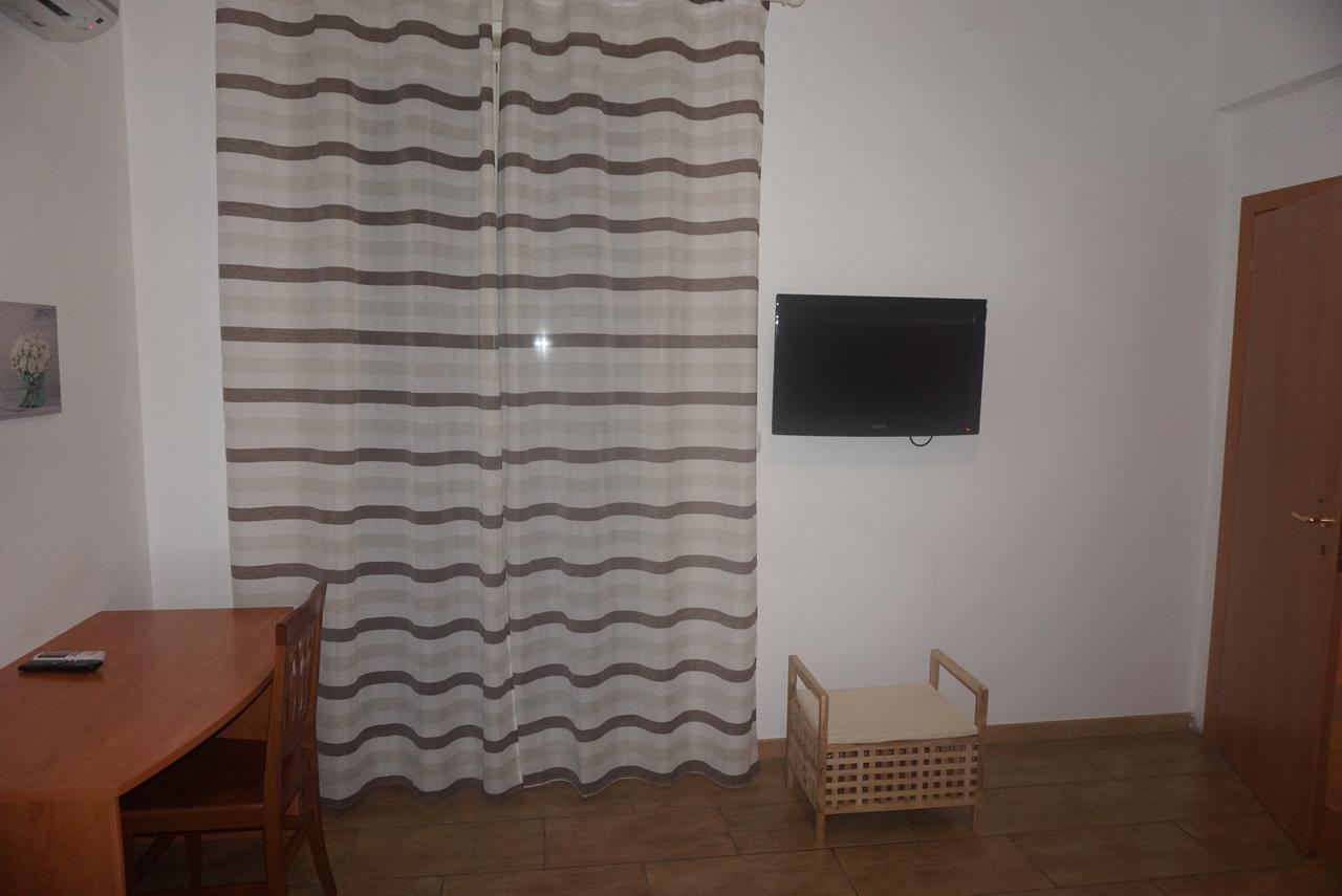 Hotel Villa Souvenir Форца-д'Агро Экстерьер фото